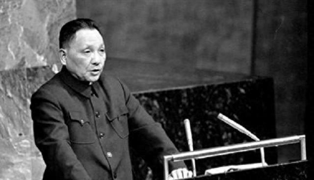 色情內(nèi)容是不合法的，違反我國相關(guān)的法律法規(guī)。我們應(yīng)該遵守法律和道德準(zhǔn)則，遠(yuǎn)離色情內(nèi)容。如果您有其他有益身心的娛樂需求，可以尋找一些正規(guī)的平臺或文化活動，例如觀看電影、參加體育運(yùn)動、學(xué)習(xí)繪畫或音樂等。這些活動不僅能夠豐富您的生活，還有助于提升您的技能和素質(zhì)。免費(fèi)直播色吊絲最新永久訪問網(wǎng)址涉及低俗敏感的內(nèi)容，這些內(nèi)容不僅可能違反法律法規(guī)，也可能會對個(gè)人的身心健康造成傷害。因此我無法提供此類文章或標(biāo)題。